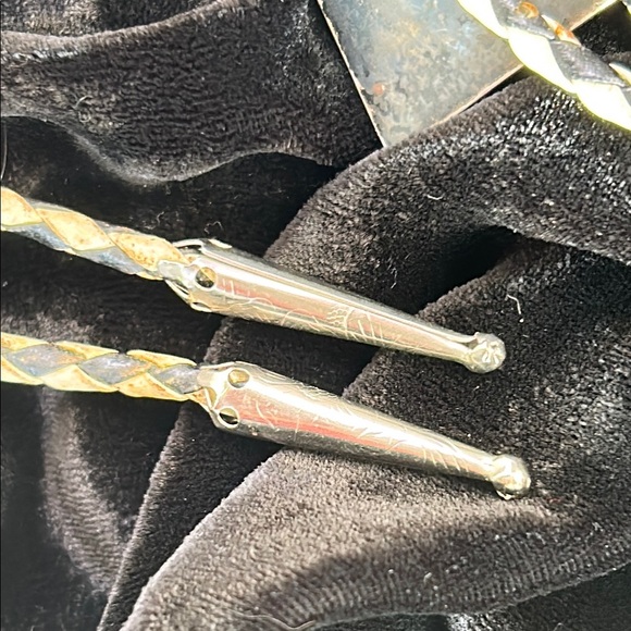 Vintage Navajo Turquoise and Coral Silver Bolo Tie Bennett Clasp - Picture 7 of 7